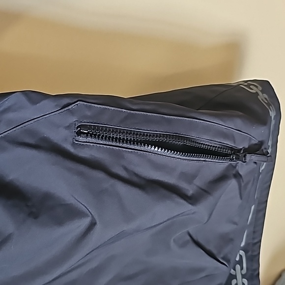 Lurking Class By Sketchy Tank Impale Mens Black Snowboard Jacket Sz XXL EUC - Picture 6 of 15